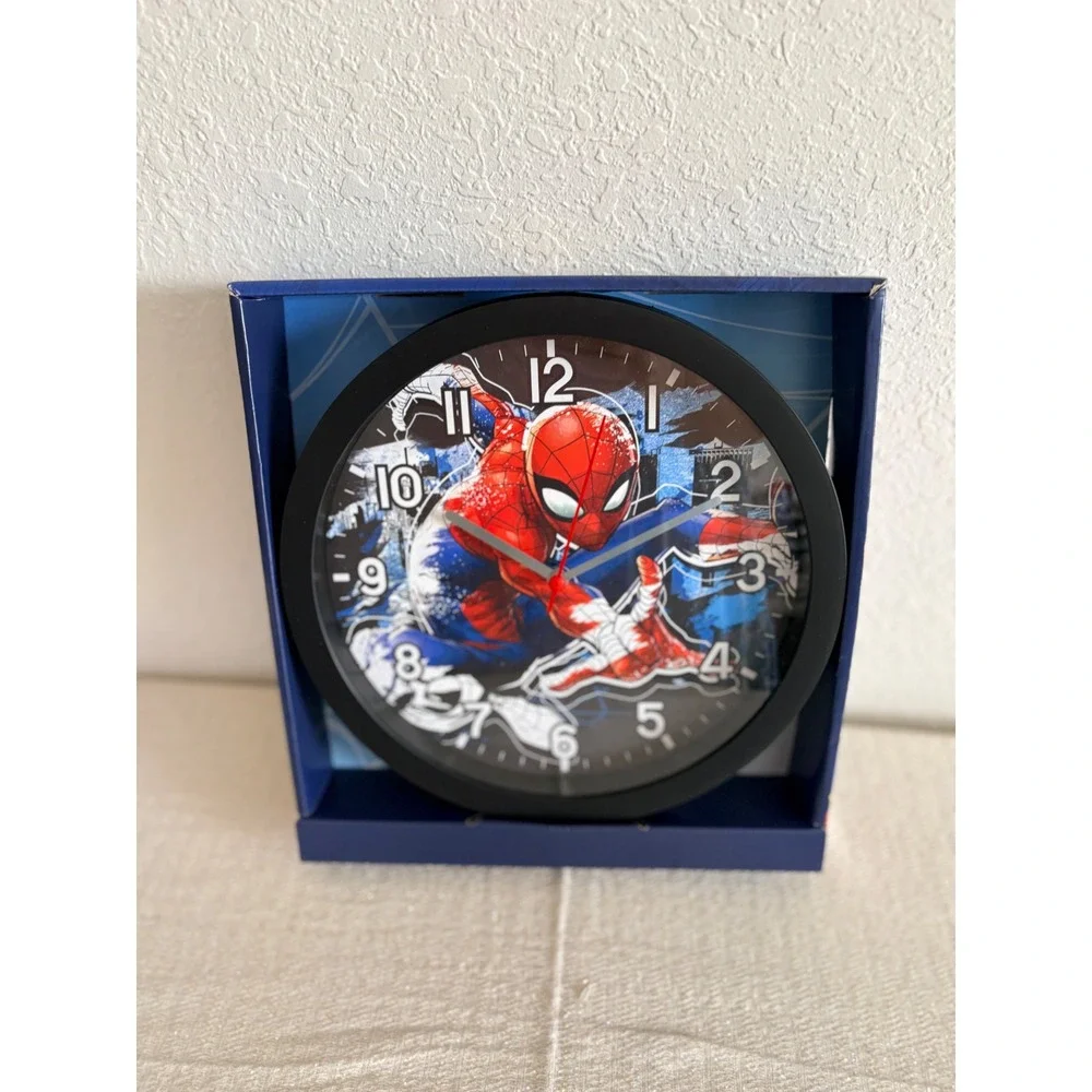 Marvel Spider-Man Wall Clock 10 Inch Black New Analog Battery Operated‎ Decor